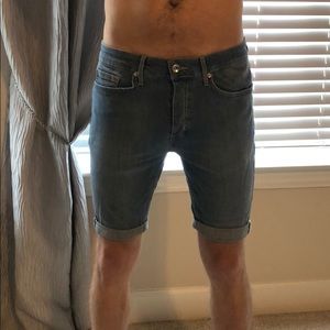 TOPMAN STRETCH SKINNY SHORTS